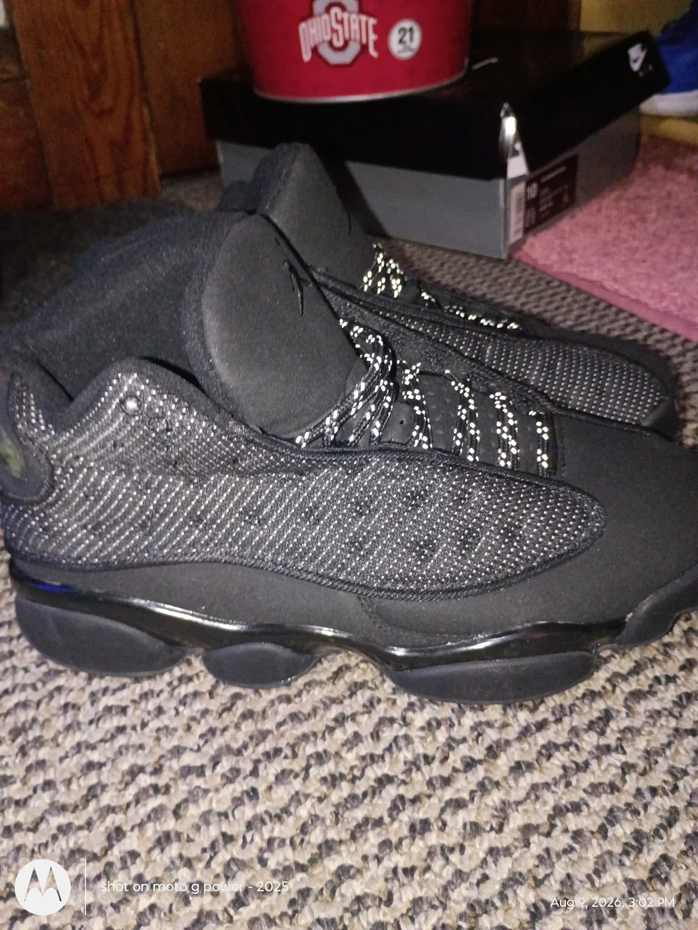 Jordan 13s Men's Black Cat  Reflective Knit Low-Top Sneakers